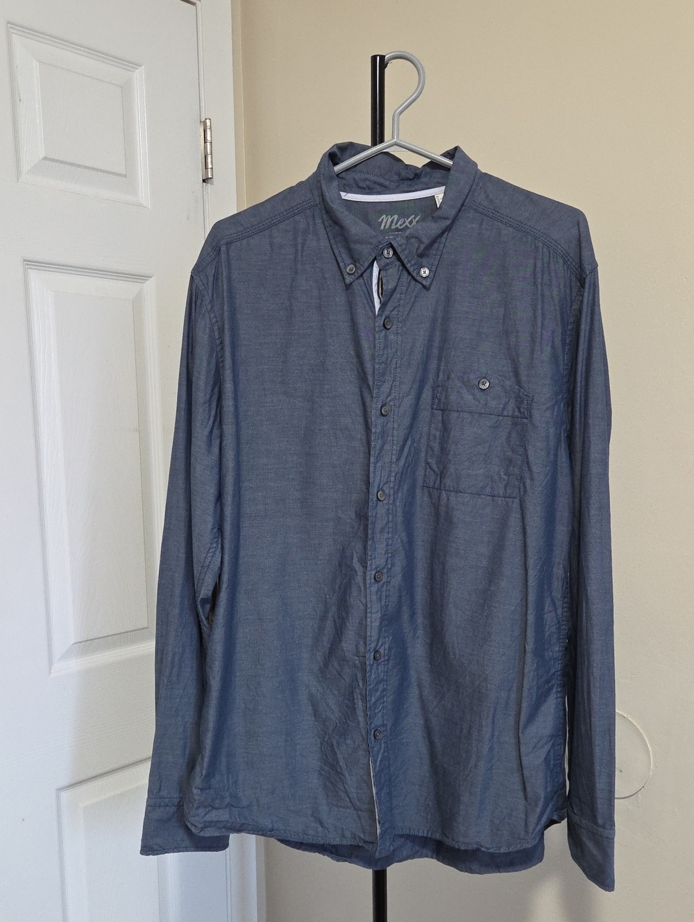 Mexx Men’s Button-Down Chambray Shirt in Blue